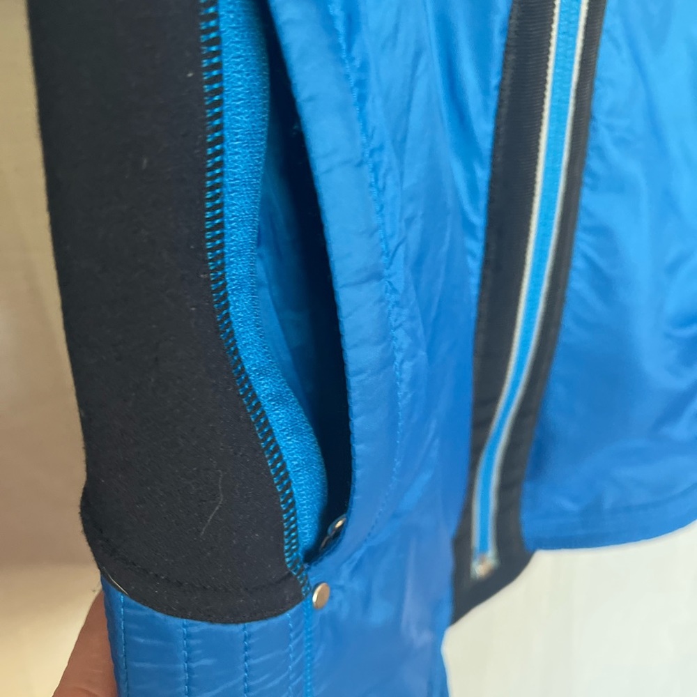 Lululemon Run Bundle Up Jacket Running Reflective… - image 3